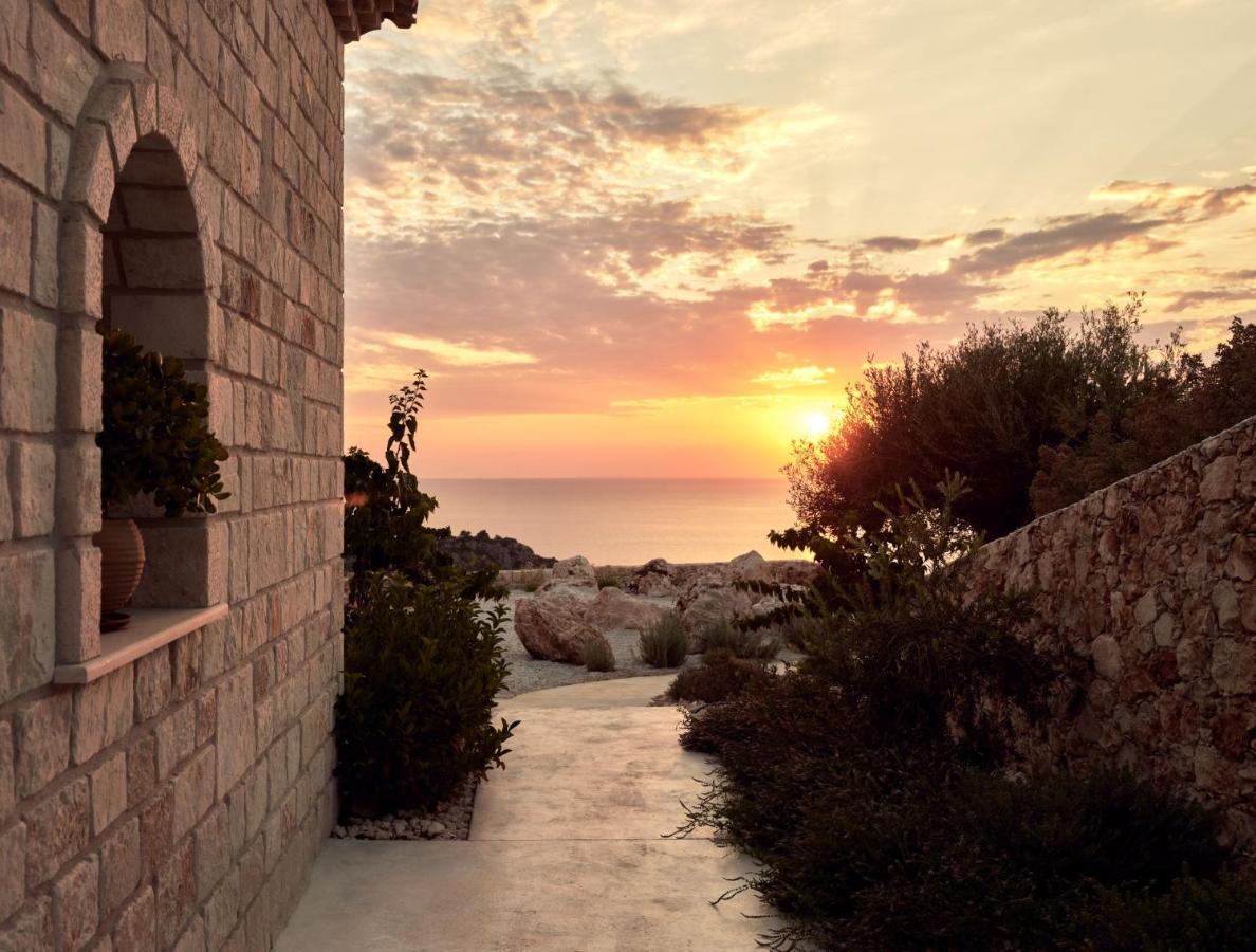 Rebek Luxury Villas & Suites Agios Nikolaos  Eksteriør bilde